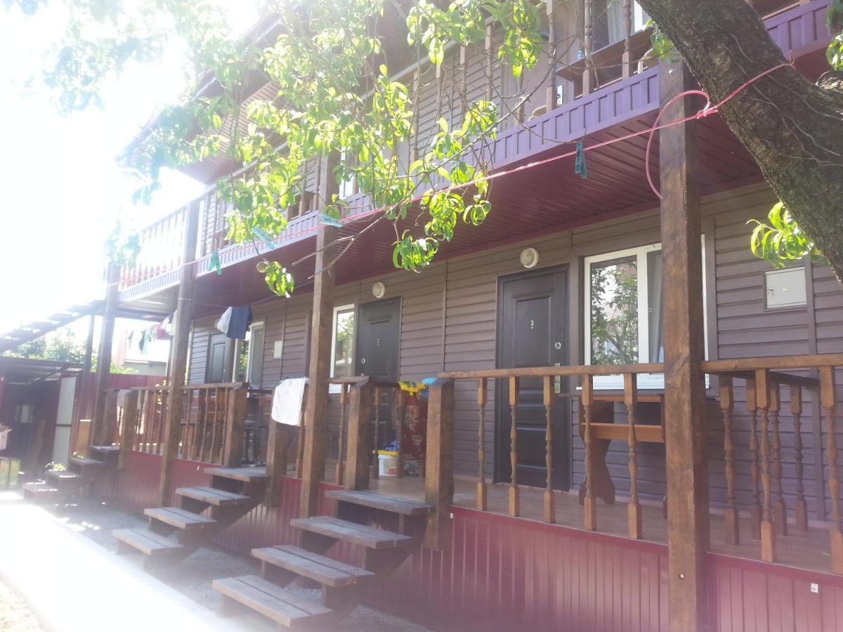 Guest House Yuzhnaya Palmira Pizunda Luaran gambar