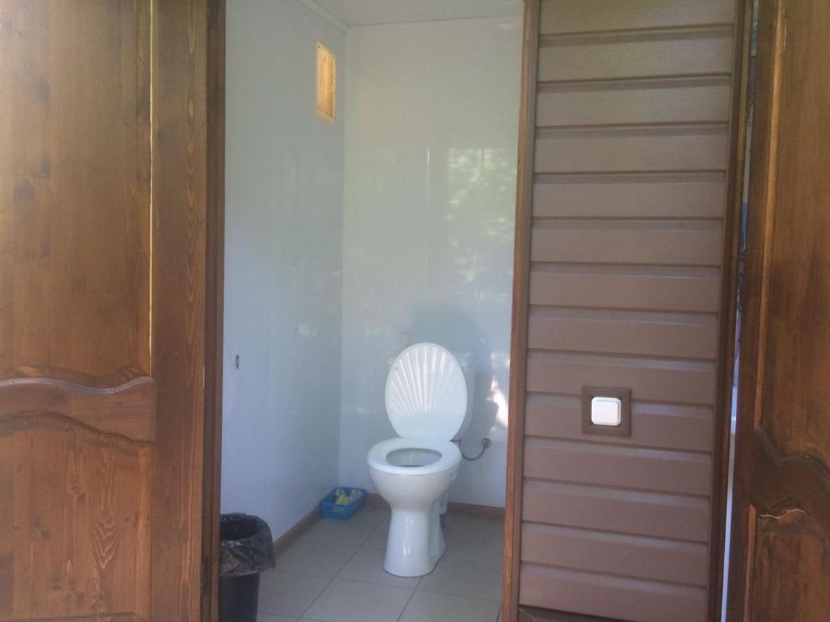 Guest House Yuzhnaya Palmira Pizunda Luaran gambar